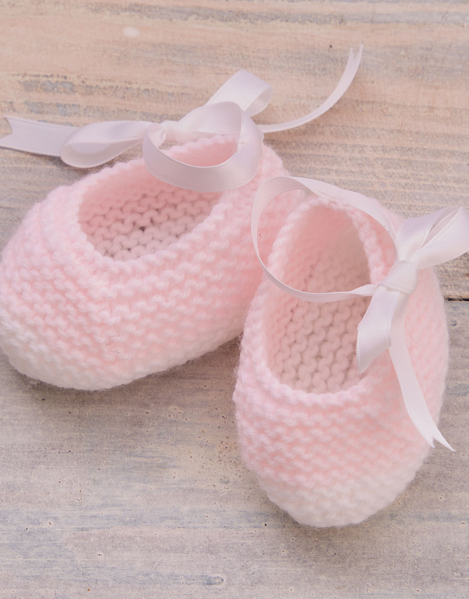 Baby Pastels Pattern Book Sirdar Snuggly DK Baby Pastels Pattern Book 0529